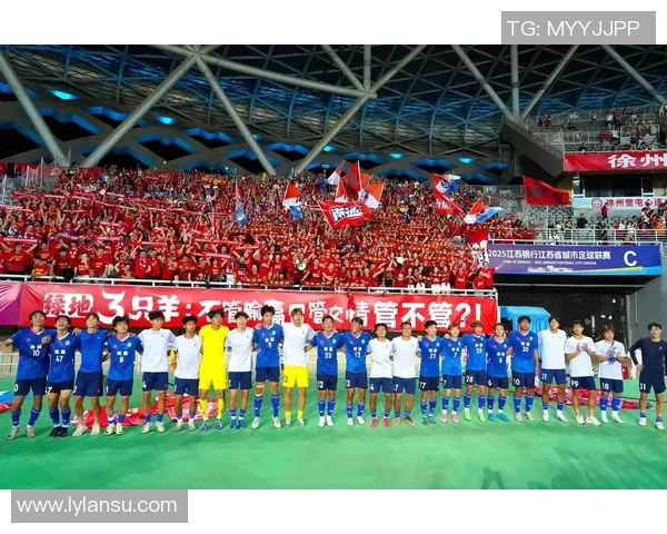 足球球星精彩视频集锦 快速回顾顶级球员赛场风采与个人技巧